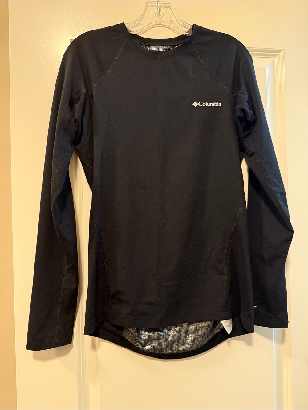 Columbia Black Long Sleeve Performance Tee size S